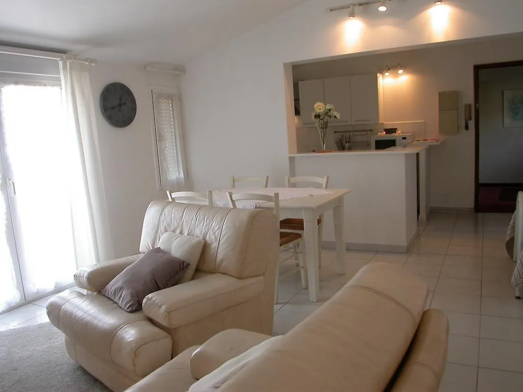 Apartments La Madeleine Avignon 3*,  France