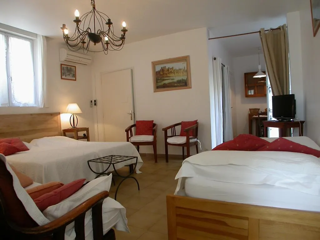 Aparthotel Apartments La Madeleine Avignon