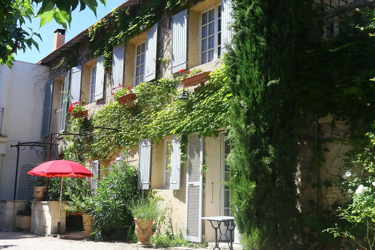 Apartments La Madeleine Avignon 3*,  France