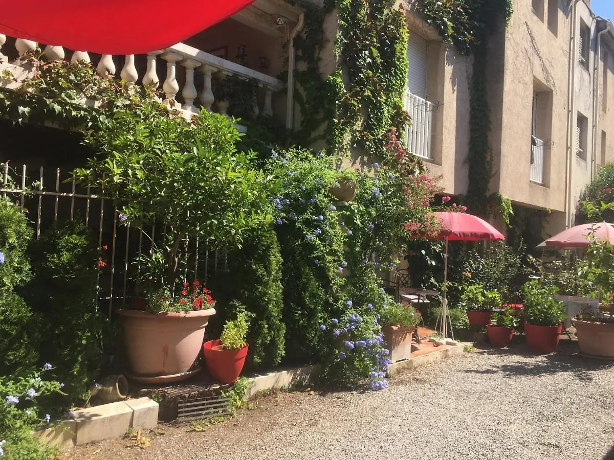 Aparthotel Apartments La Madeleine Avignon